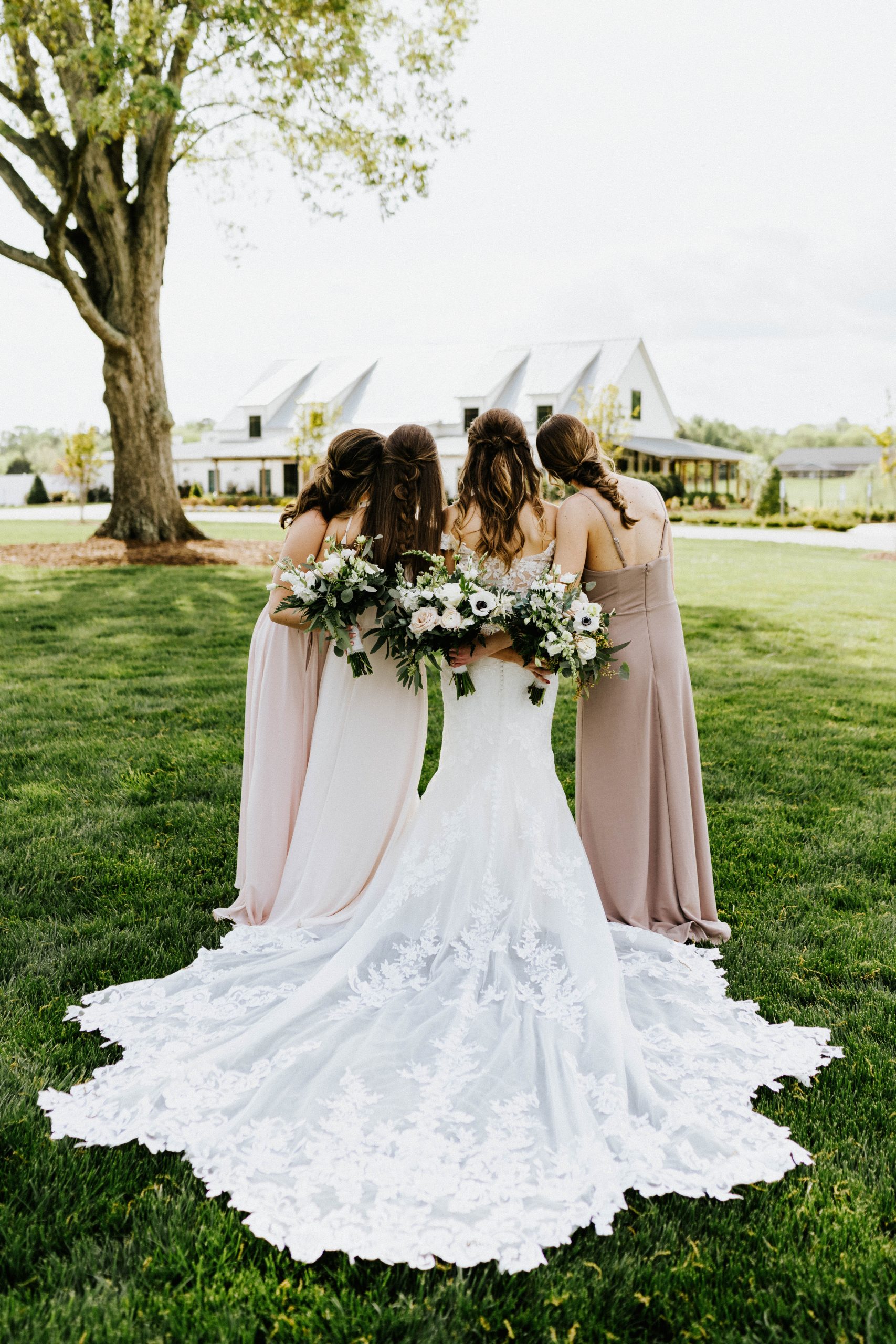 Choosing Your Bridesmaids for Your Special Day