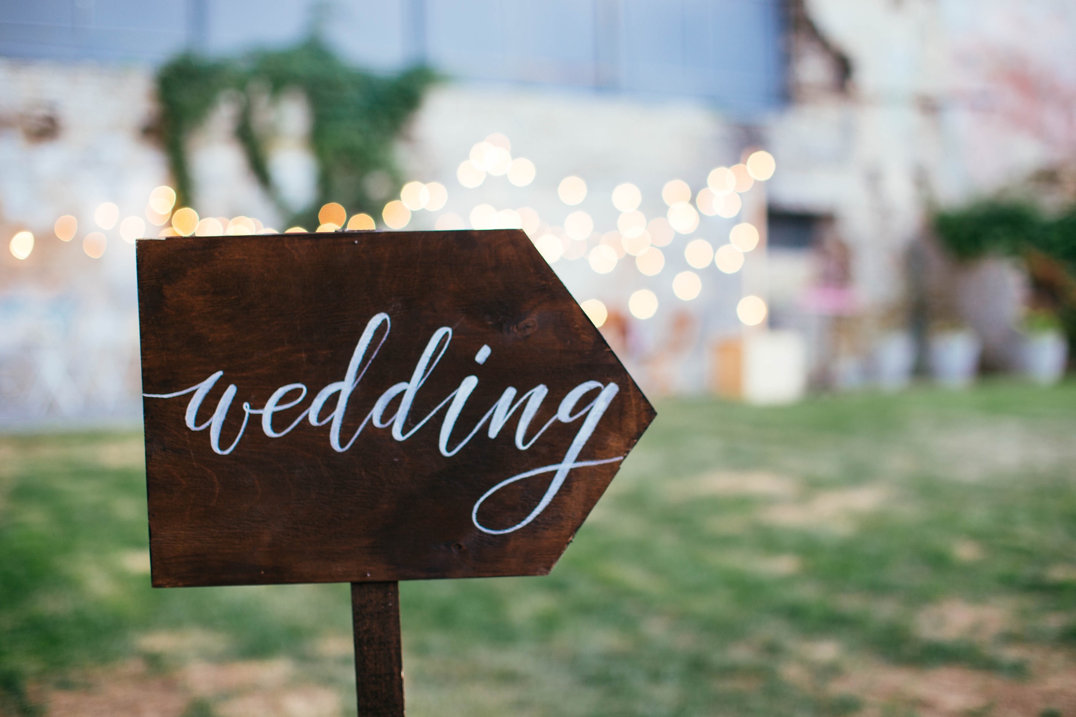 QUESTIONS TO ASK BEFORE YOU BOOK YOUR VENUE